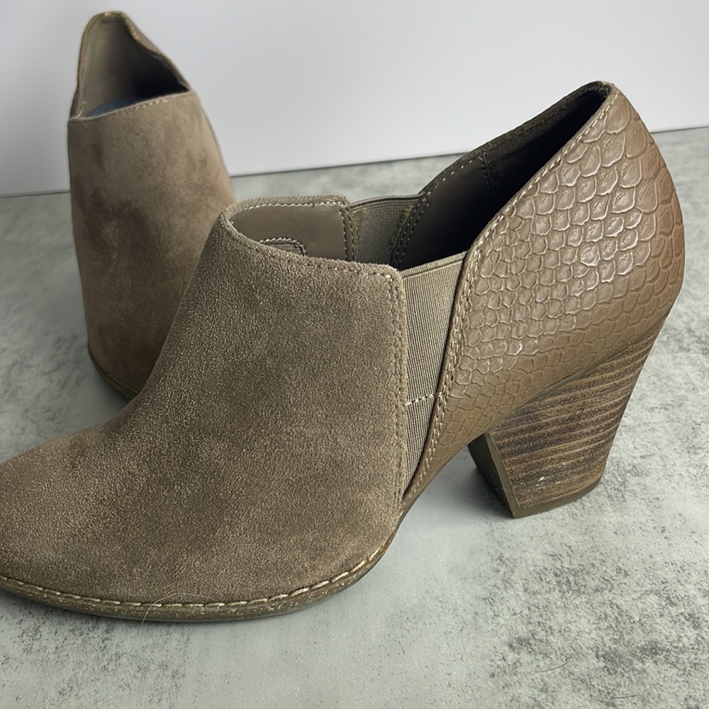 Dr Scholls Brown suade boots size 10